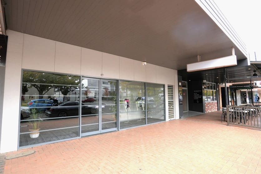 Shop & Retail commercial property for lease at 182 Banna Avenue Griffith NSW 2680