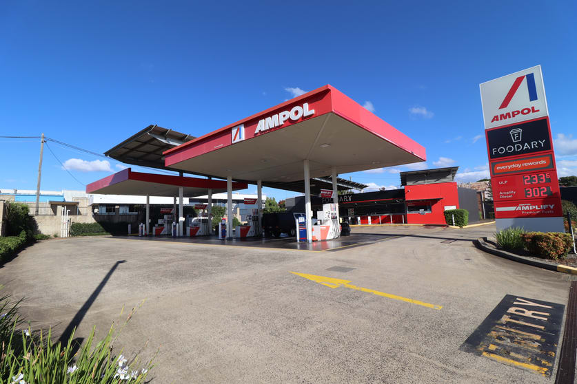 Shop & Retail commercial property leased at 282 Ruthven Street Toowoomba City QLD 4350 Shop & Retail commercial property leased at 282 Ruthven Street Toowoomba City QLD 4350