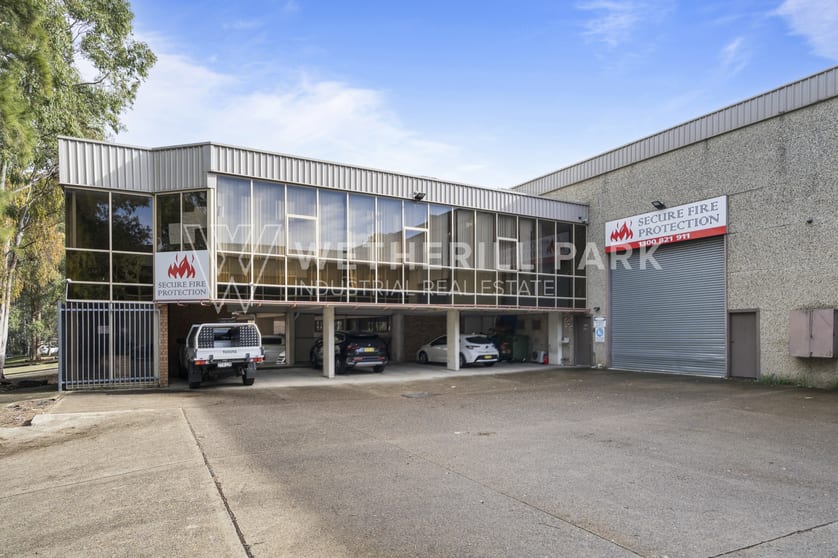 Factory, Warehouse & Industrial commercial property for lease at Smithfield NSW 2164