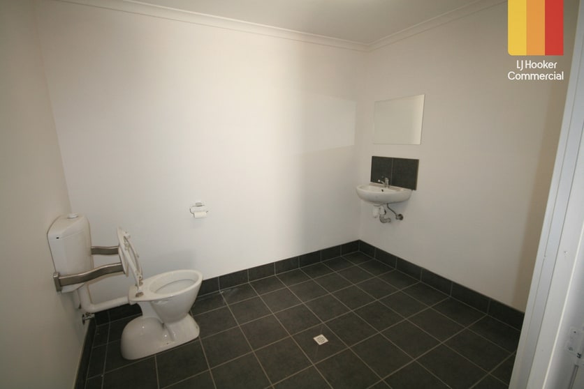 Showrooms / Bulky Goods commercial property for lease at 304 Hanson Road Wingfield SA 5013 Showrooms / Bulky Goods commercial property for lease at 304 Hanson Road Wingfield SA 5013