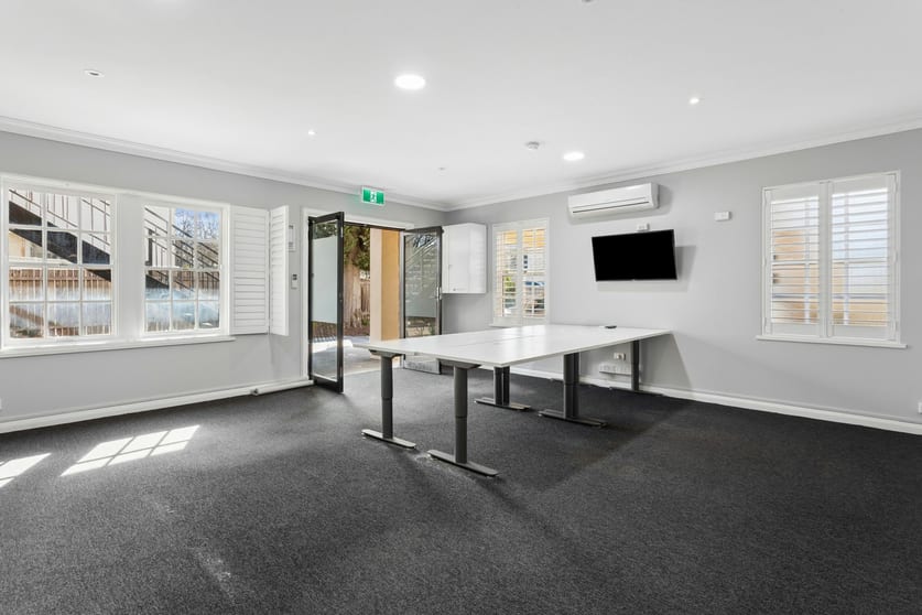 Offices commercial property for lease at 29 Murray Crescent Griffith ACT 2603