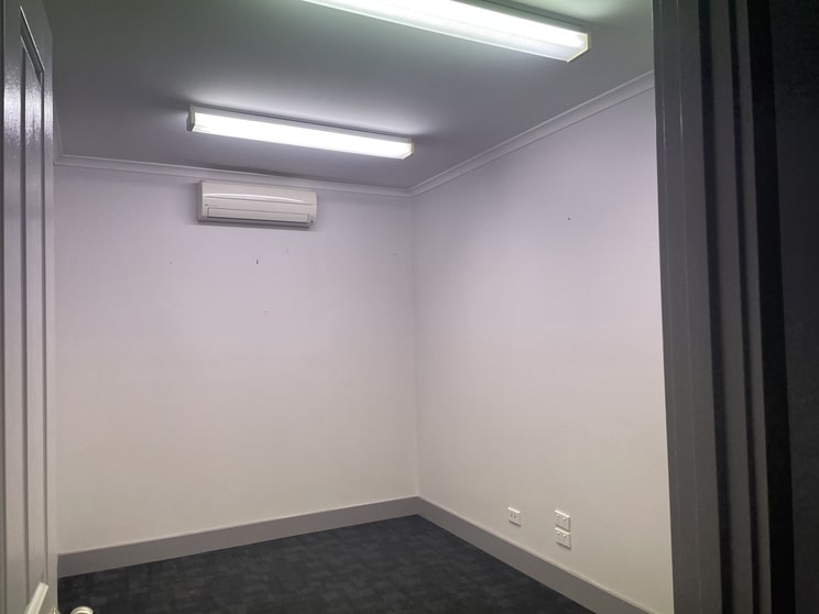 Offices commercial property for lease at 2B/117-121 Anderson Street Manunda QLD 4870