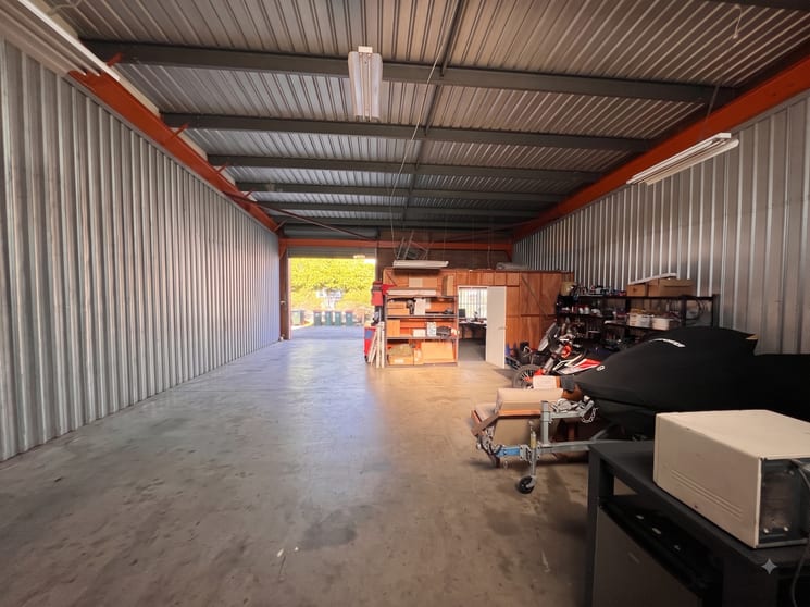 Factory, Warehouse & Industrial commercial property for lease at 2/76 Andrew Street Wynnum QLD 4178 Factory, Warehouse & Industrial commercial property for lease at 2/76 Andrew Street Wynnum QLD 4178