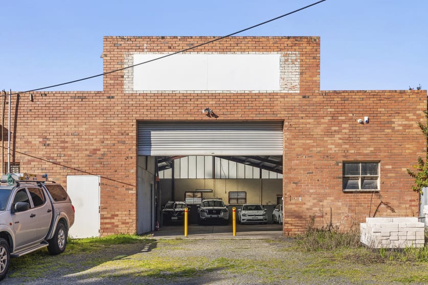 Factory, Warehouse & Industrial commercial property leased at Factory 1/49 Betula Avenue Vermont VIC 3133