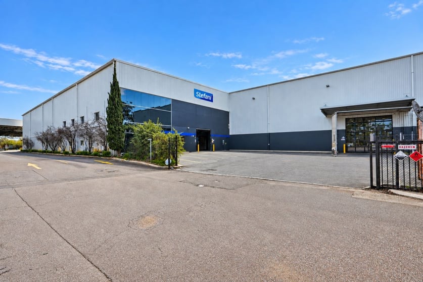 Factory, Warehouse & Industrial commercial property for lease at 80 Pilbara Street Welshpool WA 6106
