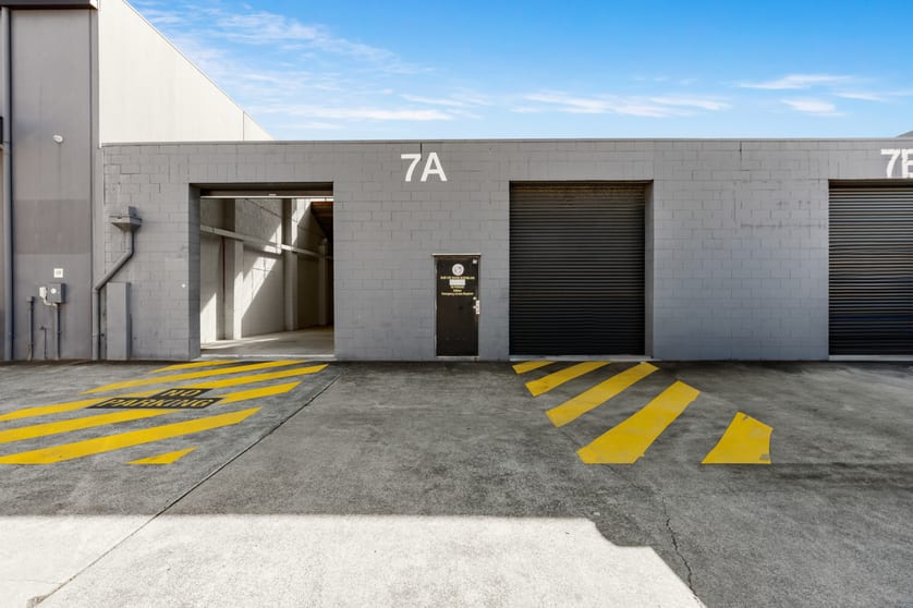 Factory, Warehouse & Industrial commercial property for lease at 51 Johnston Street Southport QLD 4215