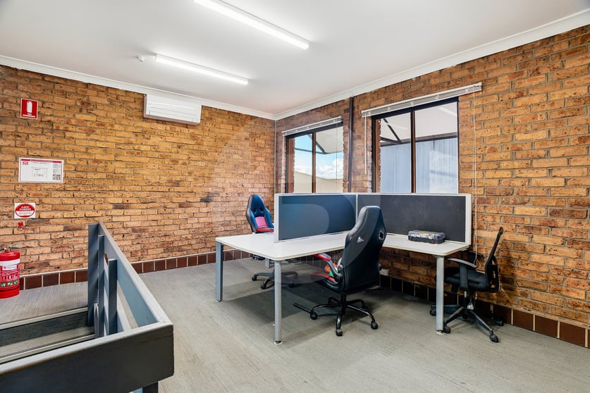 Factory, Warehouse & Industrial commercial property for lease at 5/6 FORGE STREET Blacktown NSW 2148
