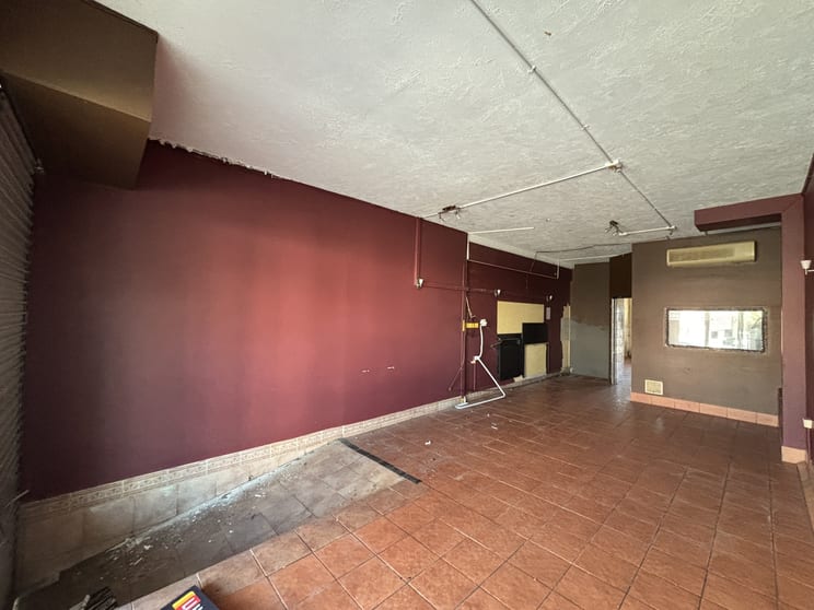 Showrooms / Bulky Goods commercial property for lease at 25 Musgrave Avenue Labrador QLD 4215 Showrooms / Bulky Goods commercial property for lease at 25 Musgrave Avenue Labrador QLD 4215