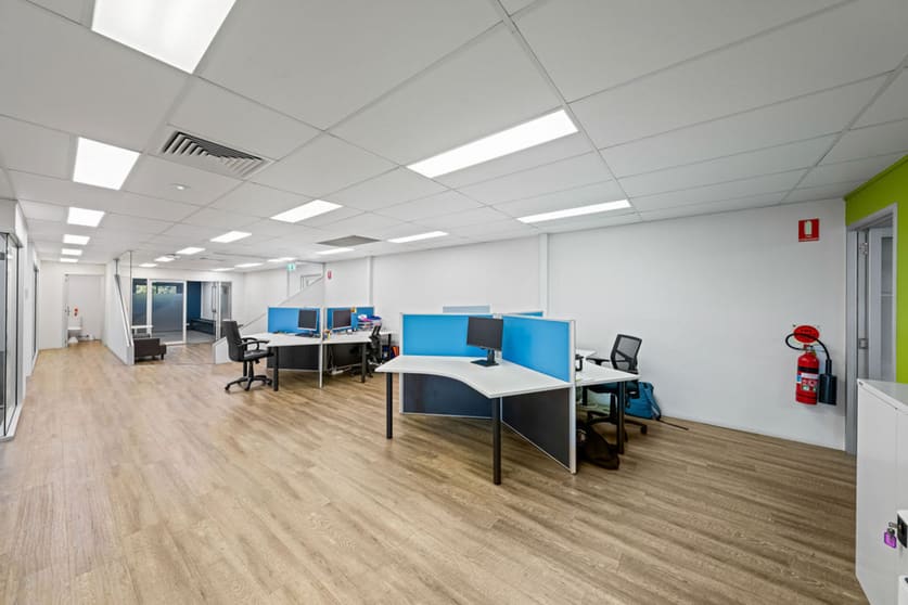 Offices commercial property for lease at 948 New Cleveland Road Gumdale QLD 4154 Offices commercial property for lease at 948 New Cleveland Road Gumdale QLD 4154