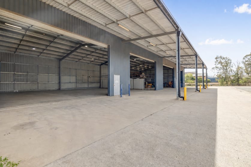 Factory, Warehouse & Industrial commercial property for lease at Tenancy 2/351 Taylor Street Wilsonton QLD 4350
