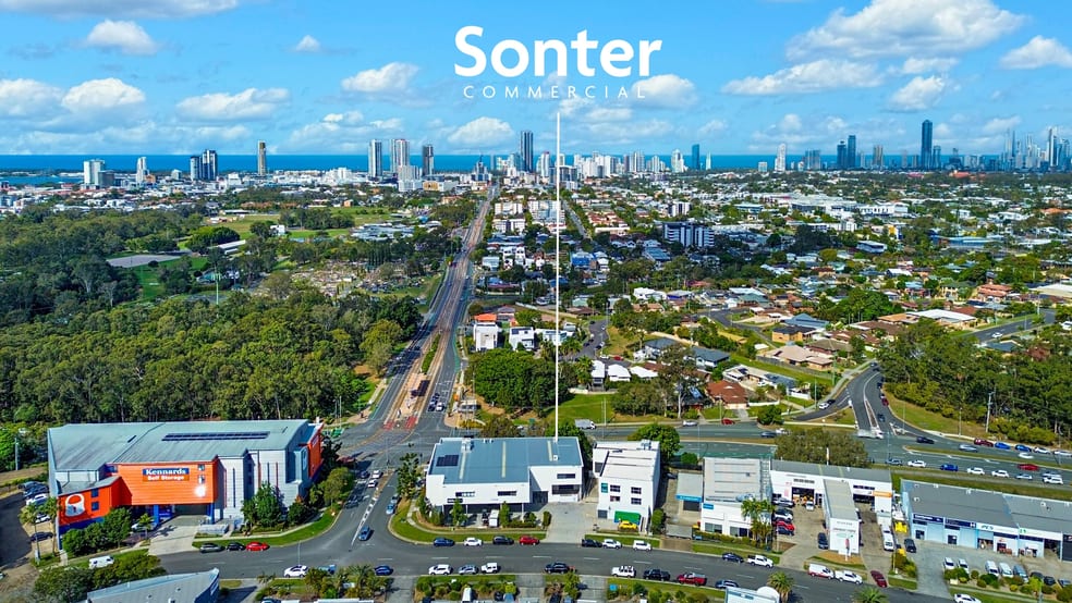 Showrooms / Bulky Goods commercial property for lease at 3/127 Olympic Circuit Southport QLD 4215
