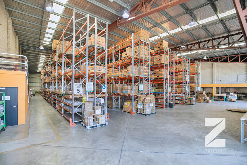 Factory, Warehouse & Industrial commercial property for lease at 9 Railway Terrace Rocklea QLD 4106 Factory, Warehouse & Industrial commercial property for lease at 9 Railway Terrace Rocklea QLD 4106