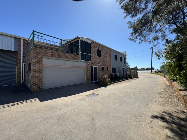 Offices commercial property for lease at 15 Douglas Mawson Road Dubbo NSW 2830 Offices commercial property for lease at 15 Douglas Mawson Road Dubbo NSW 2830