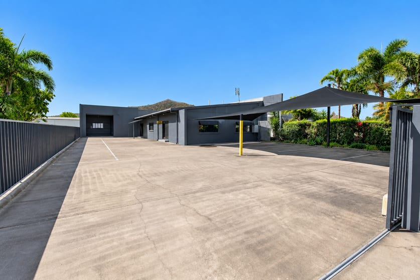 Offices commercial property for lease at 20 Dillane Street Hyde Park QLD 4812 Offices commercial property for lease at 20 Dillane Street Hyde Park QLD 4812