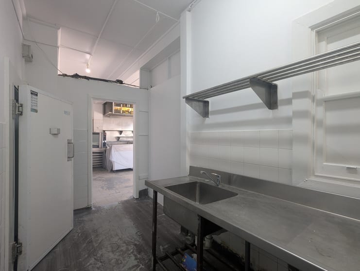 Shop & Retail commercial property for lease at 4 King William Street Bayswater WA 6053