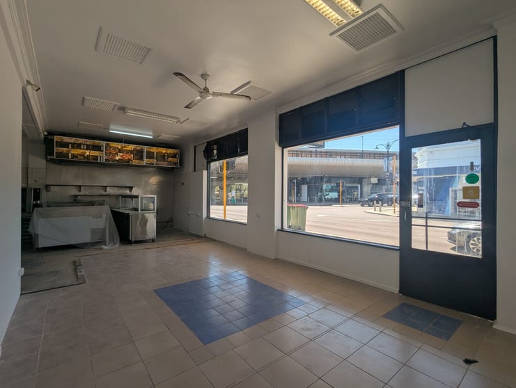 Shop & Retail commercial property for lease at 4 King William Street Bayswater WA 6053