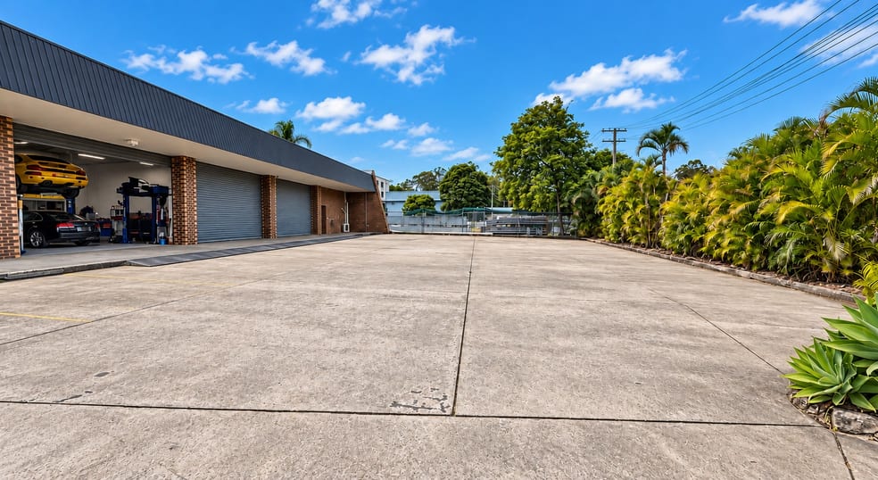 Factory, Warehouse & Industrial commercial property for lease at 2/20 Tolmer Place Springwood QLD 4127