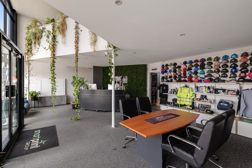 Shop & Retail commercial property for lease at 1 Robertson Street South Toowoomba QLD 4350 Shop & Retail commercial property for lease at 1 Robertson Street South Toowoomba QLD 4350