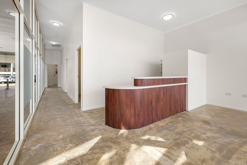 Shop & Retail commercial property for lease at 6/109-113 Queen Street Cleveland QLD 4163