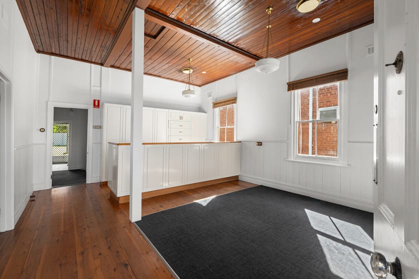 Medical / Consulting commercial property for lease at 562 Englehardt Street Albury NSW 2640