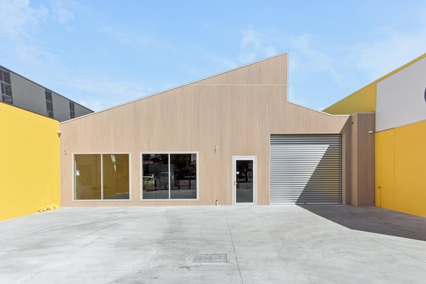 Shop & Retail commercial property for lease at 263 Huntingdale Road Oakleigh VIC 3166