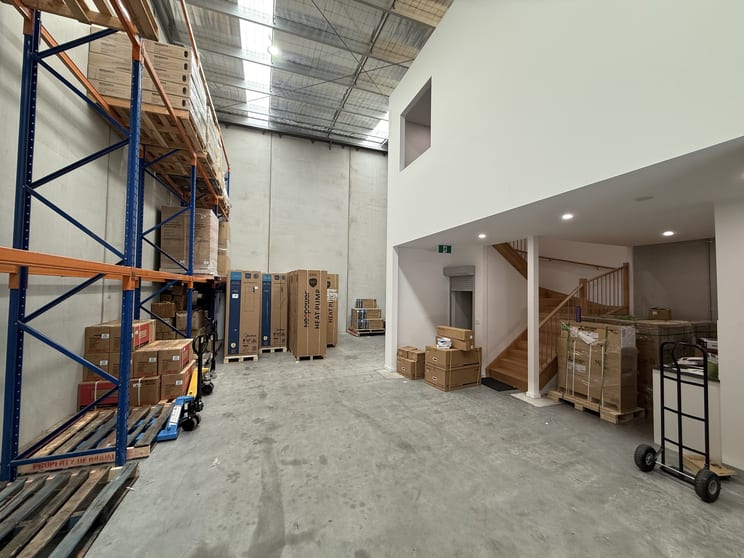 Factory, Warehouse & Industrial commercial property for lease at 22 Stelvio Close Lynbrook VIC 3975