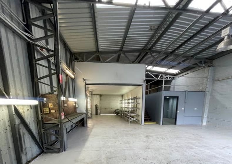 Factory, Warehouse & Industrial commercial property for lease at 5 Florence Street Urangan QLD 4655