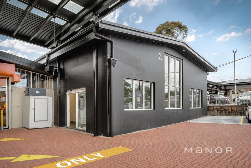 Shop & Retail commercial property for lease at 130 Duffy Avenue Westleigh NSW 2120 Shop & Retail commercial property for lease at 130 Duffy Avenue Westleigh NSW 2120