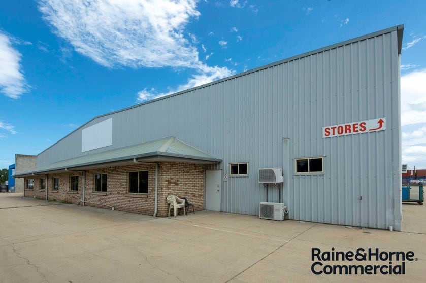 Factory, Warehouse & Industrial commercial property for lease at 42-44 John Vella Drive Paget QLD 4740