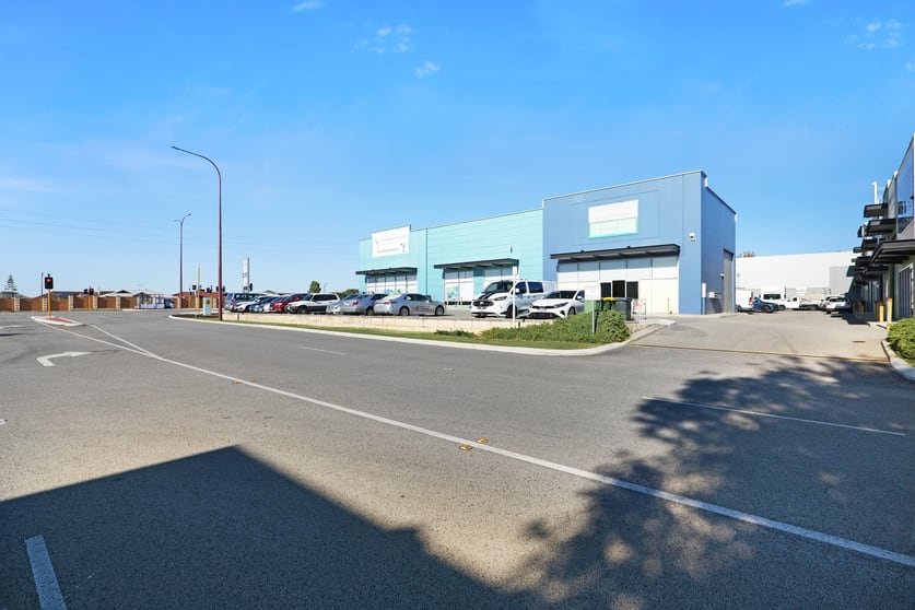 Showrooms / Bulky Goods commercial property for sale at 2 Panama Street Canning Vale WA 6155