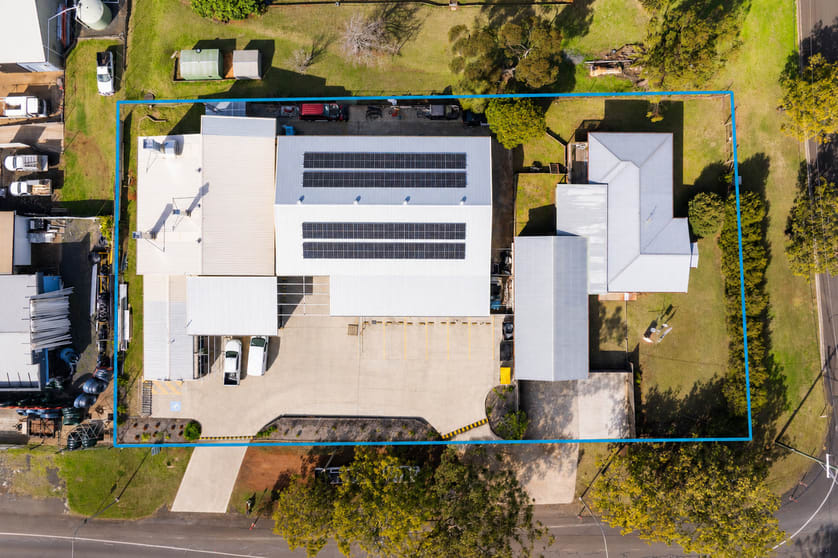 Factory, Warehouse & Industrial commercial property for sale at 424 - 428 Anzac Avenue Drayton QLD 4350 Factory, Warehouse & Industrial commercial property for sale at 424 - 428 Anzac Avenue Drayton QLD 4350