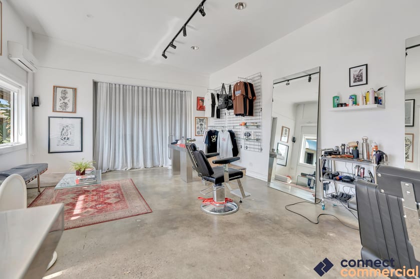 Shop & Retail commercial property for lease at Shop 2A/42 Currumbin Creek Road Currumbin Waters QLD 4223 Shop & Retail commercial property for lease at Shop 2A/42 Currumbin Creek Road Currumbin Waters QLD 4223