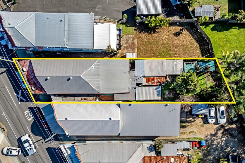 Shop & Retail commercial property sold at 71 Cambridge Parade Manly QLD 4179