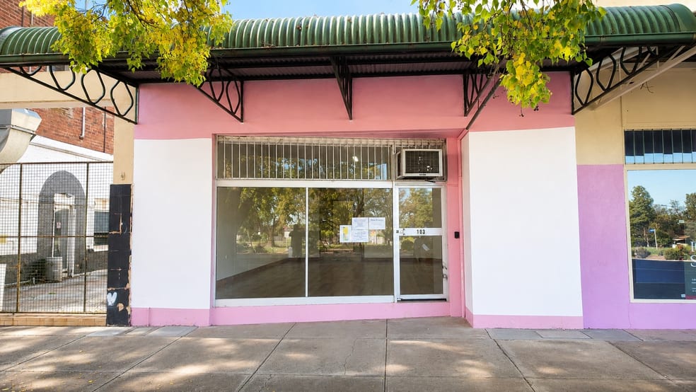 Shop & Retail commercial property for sale at 103 Caswell Street Peak Hill NSW 2869