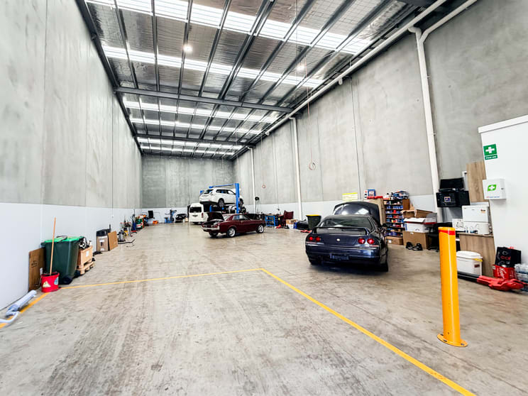 Showrooms / Bulky Goods commercial property for sale at 47B Palladium Circuit Clyde North VIC 3978