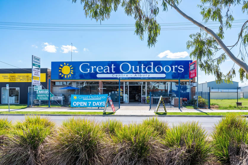 Shop & Retail commercial property for sale at 415 Wagga Road Lavington NSW 2641