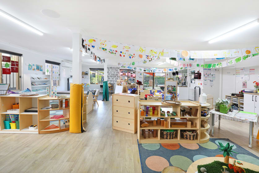 Other commercial property for sale at 1/66-70 Habeda Avenue Horsley NSW 2530