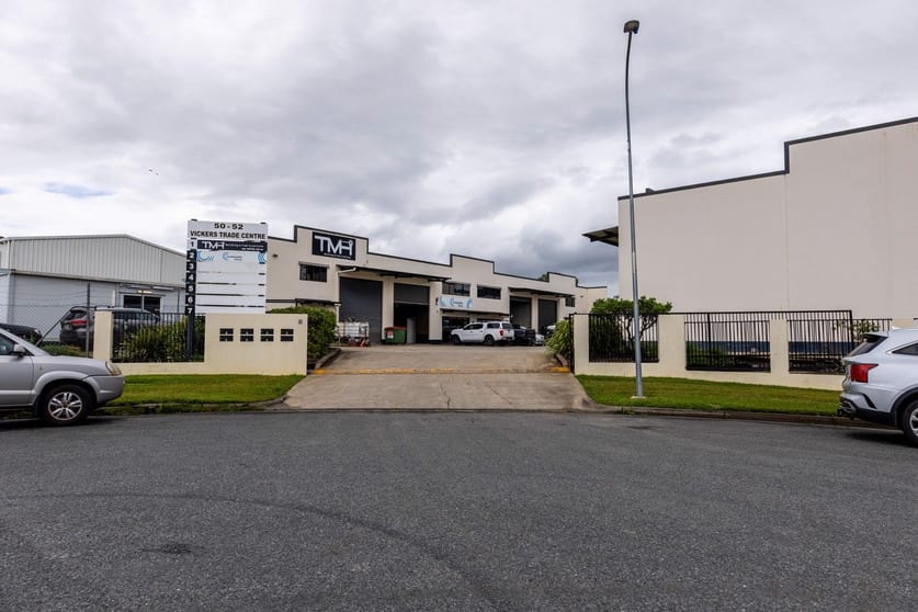 Factory, Warehouse & Industrial commercial property sold at 2/50-52 Vickers Street Edmonton QLD 4869