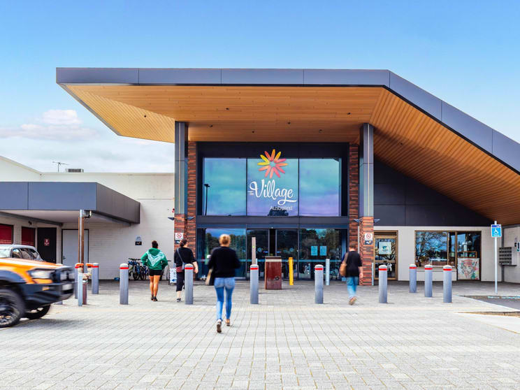 Shop & Retail commercial property for sale at The Village Australind 299 Old Coast Road Australind WA 6233