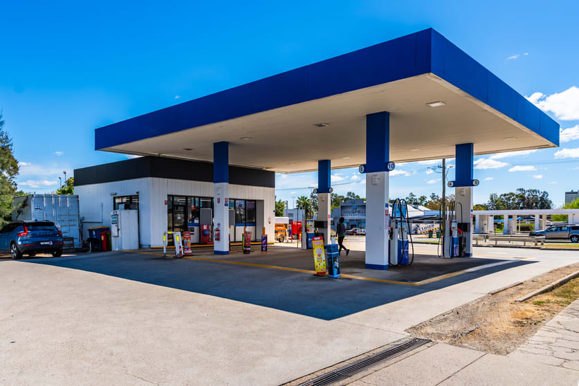 Other commercial property for sale at 24 Lake Albert Road, Kooringal Wagga Wagga NSW 2650 Other commercial property for sale at 24 Lake Albert Road, Kooringal Wagga Wagga NSW 2650