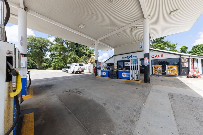 Shop & Retail commercial property for sale at 3 Greer Road Mirriwinni QLD 4871 Shop & Retail commercial property for sale at 3 Greer Road Mirriwinni QLD 4871