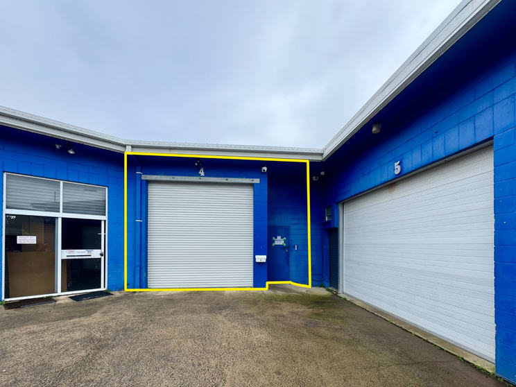 Shop & Retail commercial property for sale at 4/73 William Street Moffat Beach QLD 4551 Shop & Retail commercial property for sale at 4/73 William Street Moffat Beach QLD 4551