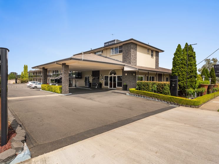 Hotel, Motel, Pub & Leisure commercial property for sale at 27-31 Marsh Street Armidale NSW 2350 Hotel, Motel, Pub & Leisure commercial property for sale at 27-31 Marsh Street Armidale NSW 2350