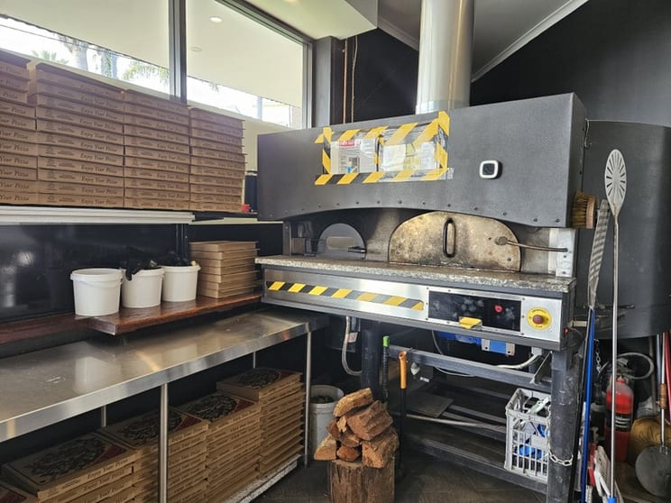 Woodfired Pizza Business For Sale. Woodfired Pizza Business For Sale.