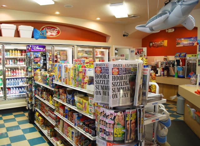 Convenient store at city fringe BD-0688 Convenient store at city fringe BD-0688