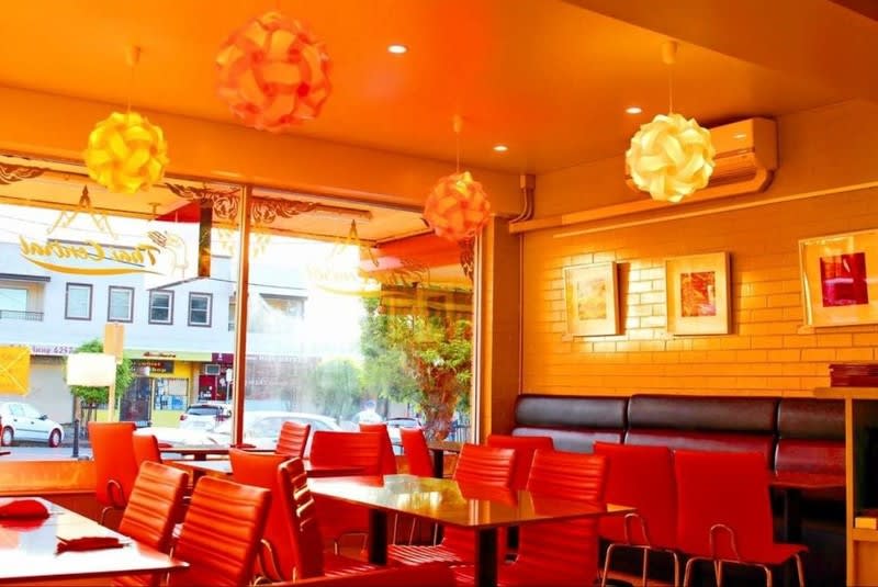 Fully equipped, established Thai Restaurant in Oak Flats (Thai Central) Fully equipped, established Thai Restaurant in Oak Flats (Thai Central)