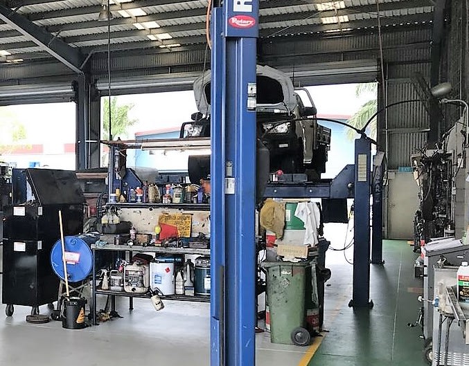 Automotive & mechanical workshop in a boom mining area. Automotive & mechanical workshop in a boom mining area.
