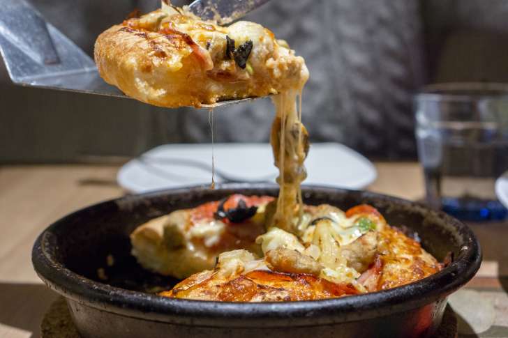 Long running pizza takeaway restaurant on main road in Hawthorn East Long running pizza takeaway restaurant on main road in Hawthorn East