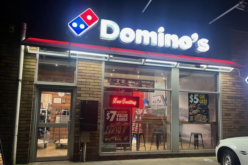 Domino's Franchise Business For Sale!Not To Be Missed!Massive Profits!low Rent! Domino's Franchise Business For Sale!Not To Be Missed!Massive Profits!low Rent!