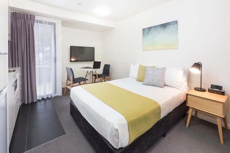 High Occupancy Serviced Apartment Ref: 1006 High Occupancy Serviced Apartment Ref: 1006